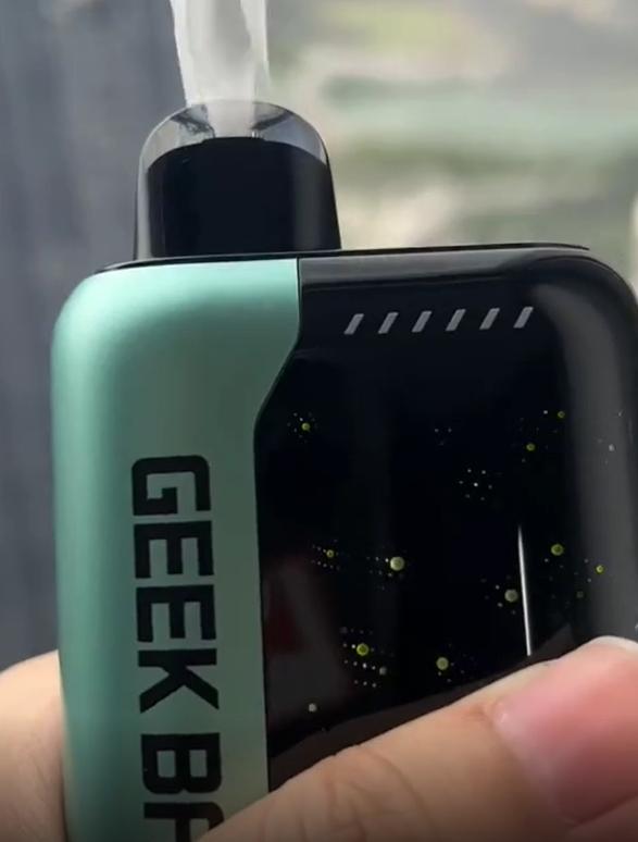 Descoperă Geek Bar Pulse: O Experiență de Vaping de Top în România